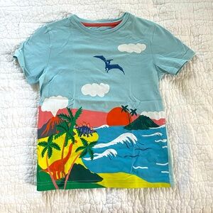 Mini Boden tee - Dinosaurs on the shore